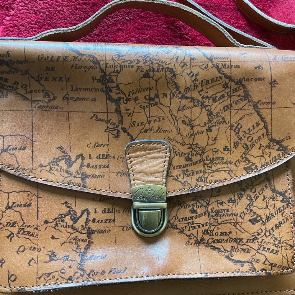 PATRICIA NASH Old World Leather Map Print Digione Crossbody